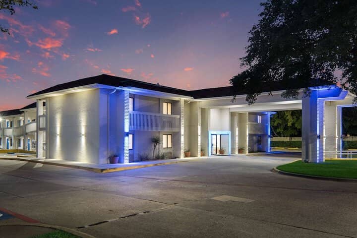 Hotel 38 of 40